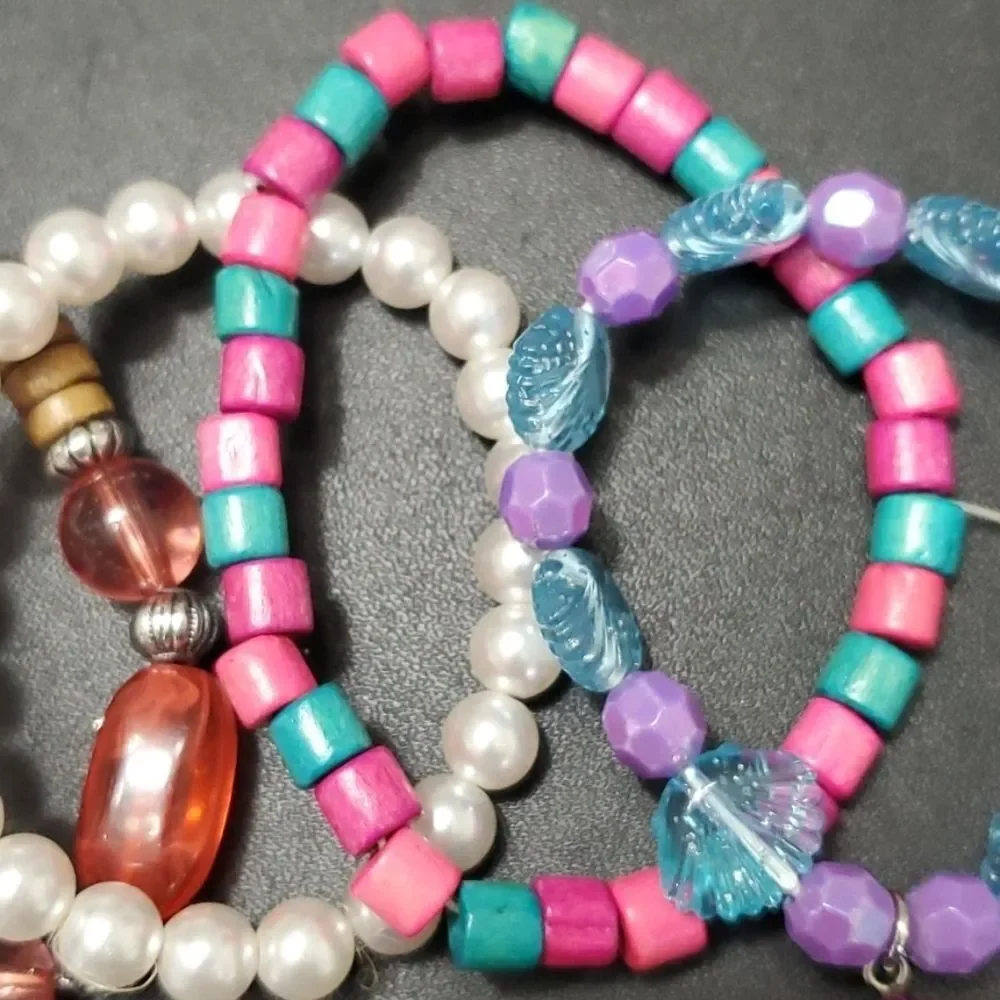 Child size stretch bracelet bundle